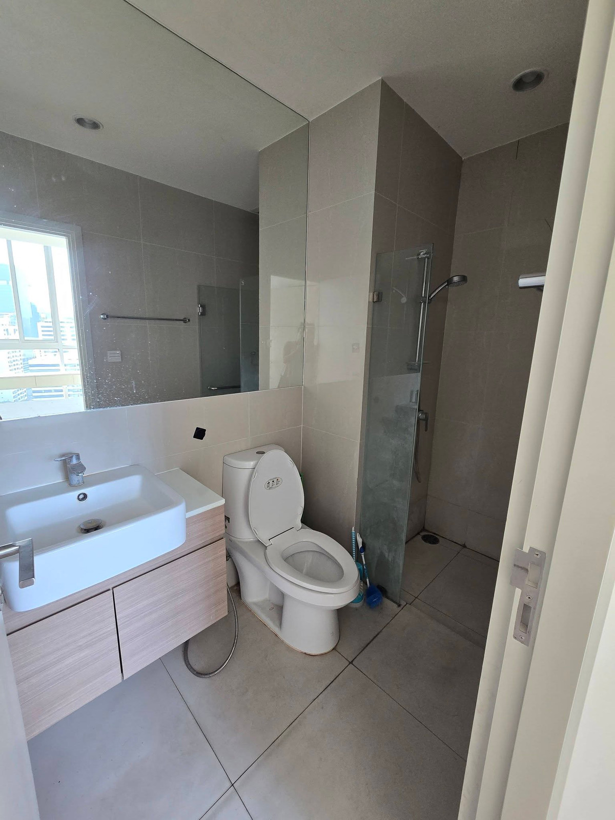 For Rent : โนเบิล รีวอลฟ์ รัชดา ติดรถไฟฟ้า ศูนย์ วัฒนธรรม 1ห้องนอน 1ห้องน้ำ ห้องสวย เฟอร์นิเจอร์ครบ พร้อมเข้าอยู่ – รูปที่ 3