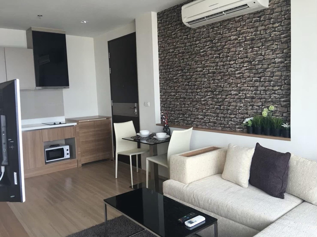 For Rent :  Rhythm Sathorn Road 1ห้องนอน 1ห้องน้ำวิวแม่น้ำ ห้องมุมตึก ห้องสวย เฟอร์นิเจอร์ครบ พร้อมเข้าอยู่ – รูปที่ 3