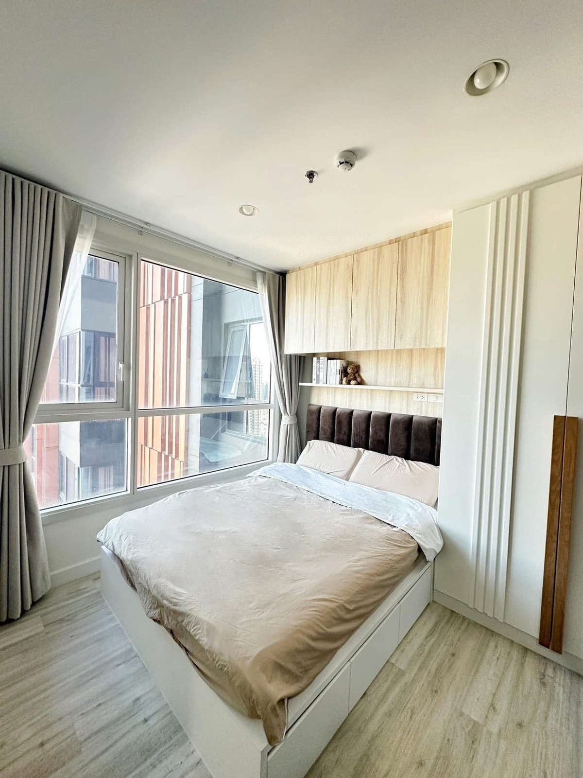 For Rent : XT Huaikhwang MRT Huaikhwang 70m 1ห้องนอน 1ห้องน้ำ ห้องสวย เฟอร์นิเจอร์ครบ พร้อมเข้าอยู่ – รูปที่ 2