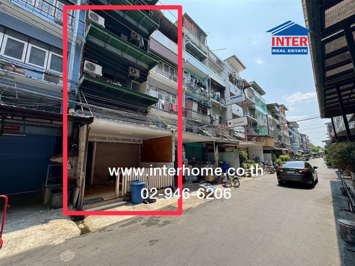 Room for rent, 4.5 floors, 16 sq m, room for rent near Kasetsart University, Central Ladprao Department Store. Soi Phahonyothin 36, Phahonyothin Road, Chatuchak District, Bangkok