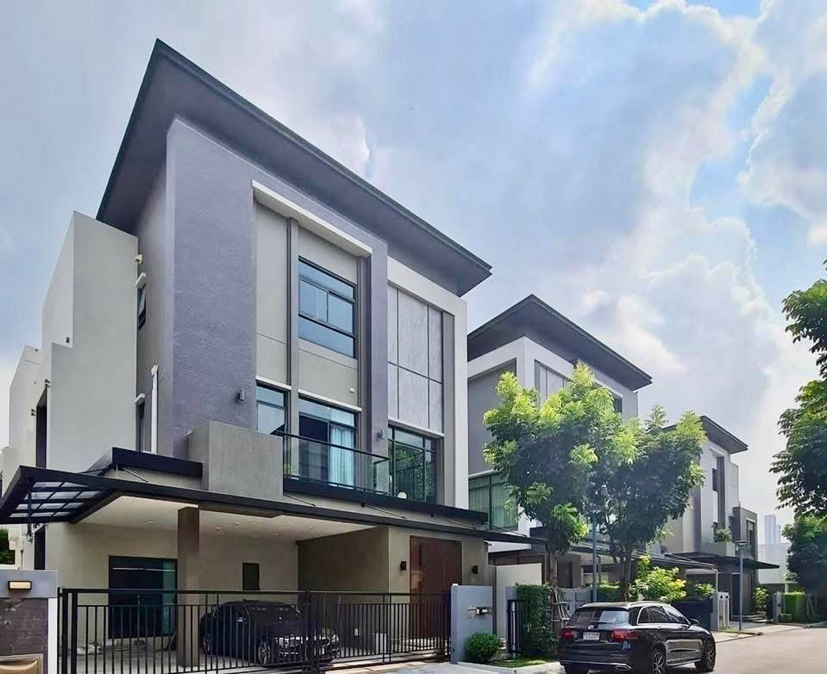 Luxury house in Sukhumvit 101, near BTS Punnawithi. Best price in the project! 🔥 The Gentry Sukhumvit 101 / 3 Bedrooms (FOR SALE) GNG004 Luxury house in Sukhumvit 101, near BTS Punnawithi. Best price in the project! 🔥 The Gentry Sukhumvit 101 / 3 Bedrooms (FOR SALE) GNG004