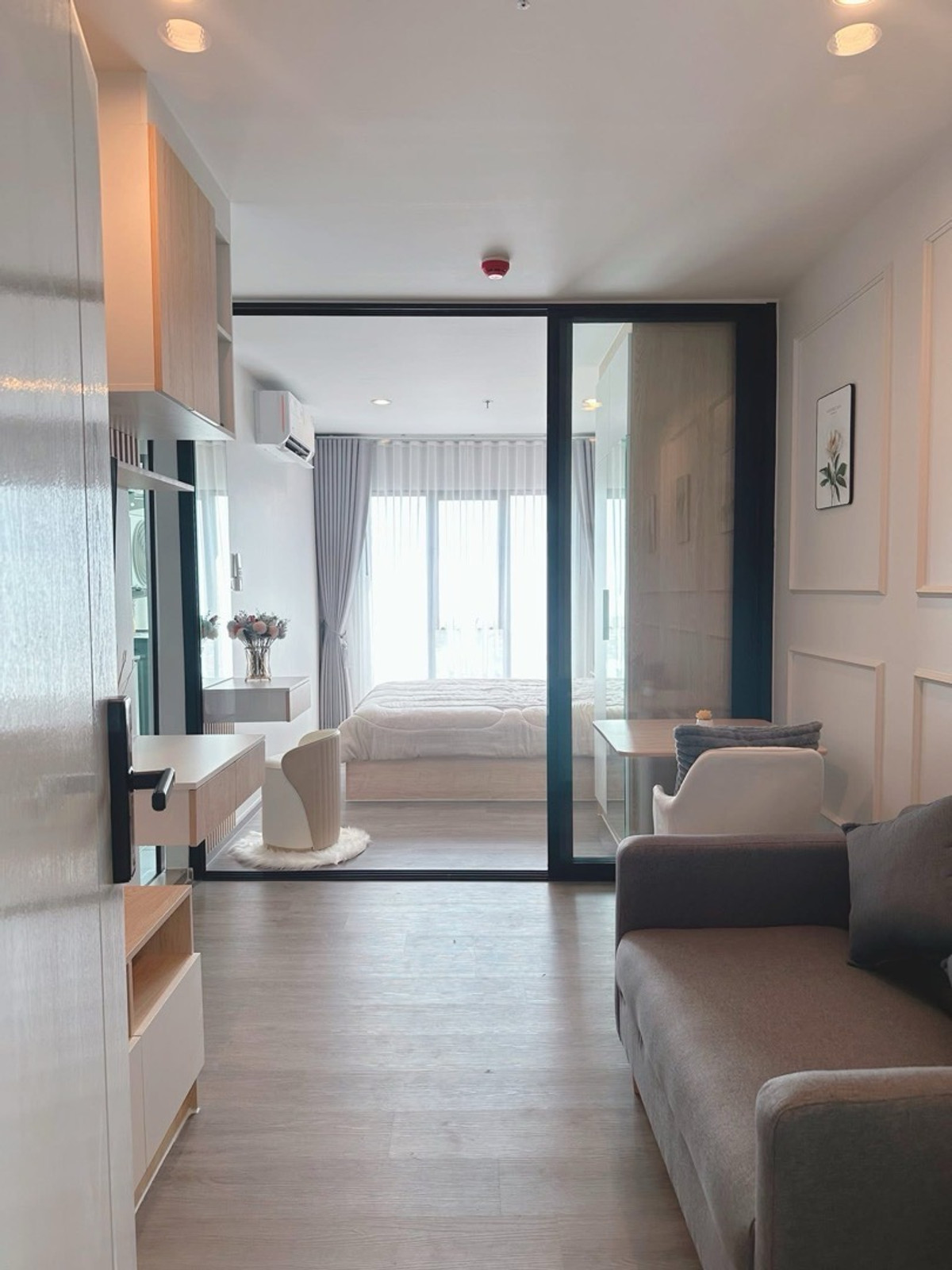 For Rent : รีเจ้นท์ โฮม วุฒกาศ 1ห้องนอน 1ห้องน้ำ ห้องสวย เฟอร์นิเจอร์ครบ พร้อมเข้าอยู่ – รูปที่ 4