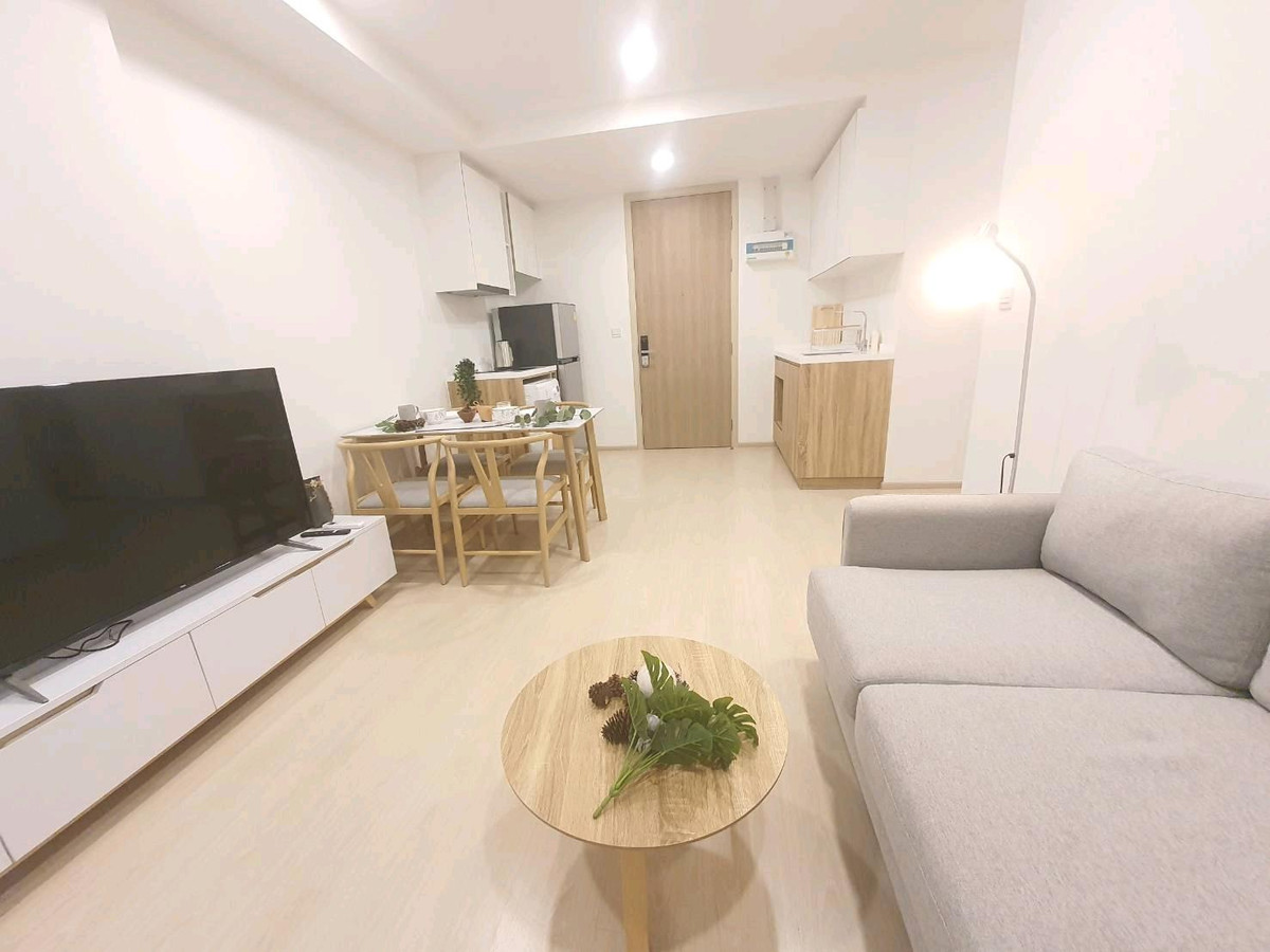 For rent, 2 bedrooms, beautifully decorated, Noble Ambience Sukhumvit 42, near BTS Ekkamai, Gateway Ekamai, will let it out himself. For rent, 2 bedrooms, beautifully decorated, Noble Ambience Sukhumvit 42, near BTS Ekkamai, Gateway Ekamai, will let it out himself.