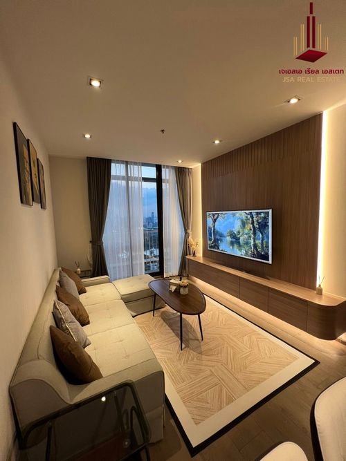 ✨ For Rent: Park Origin Phrom Phong  Condo ✨  💰 Only 65,000 THB/month