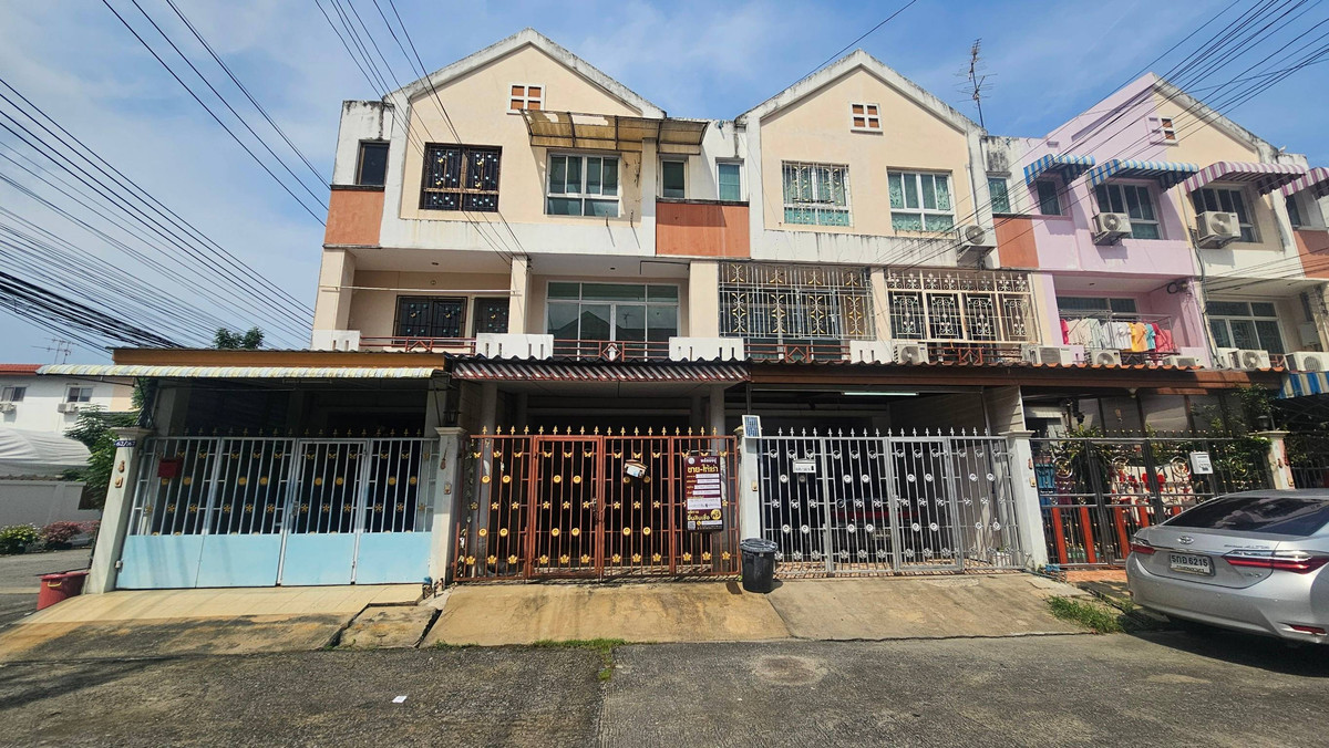 AR 2477 : Baan Sikarin AR 2477 : Baan Sikarin