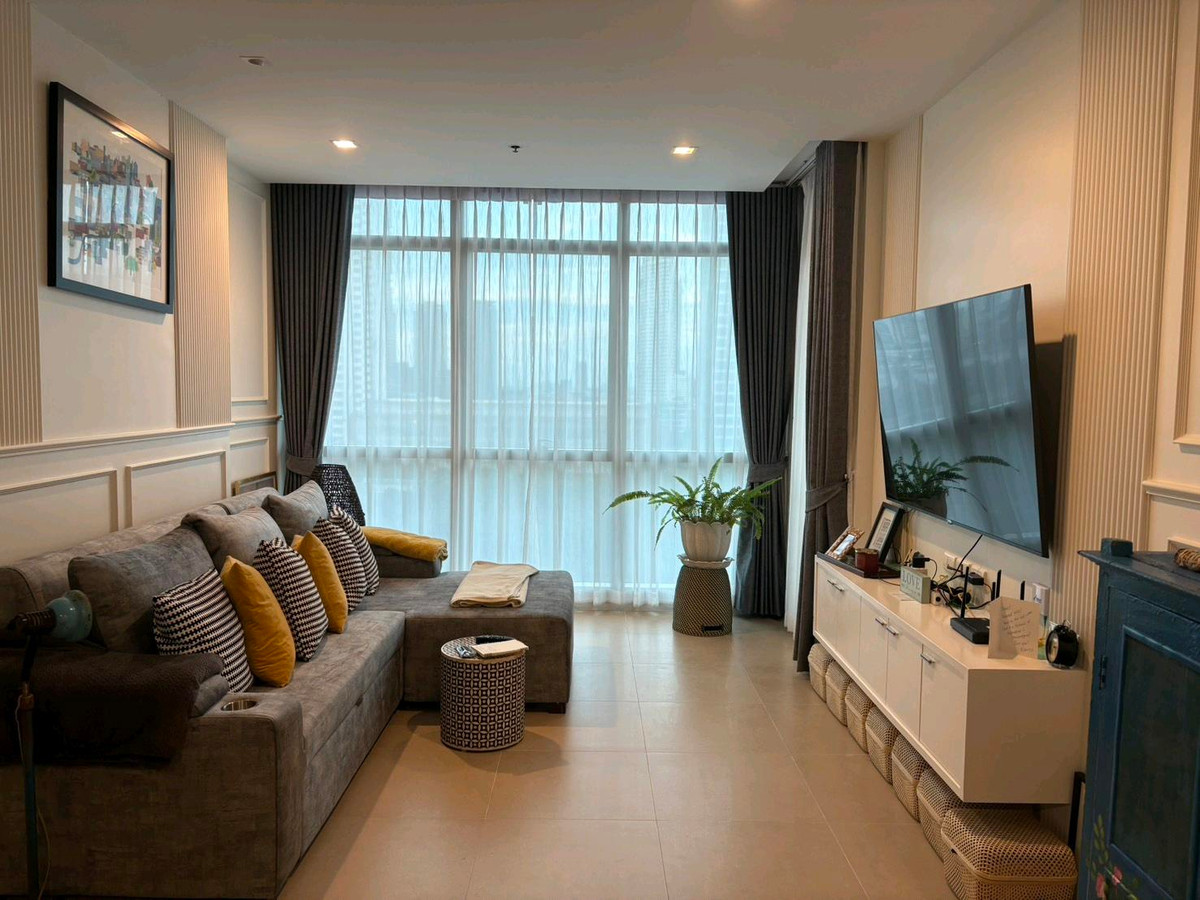 Luxury Condo at The River, 1 Bedroom, River View, Tenanted Unit