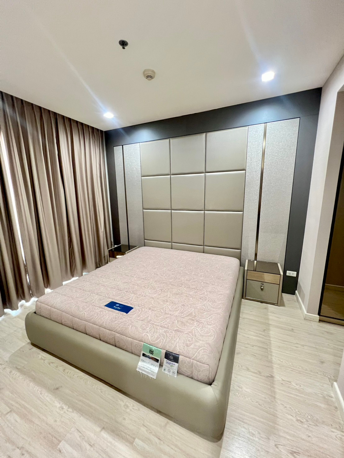 [Private Lift] StarView Rama3 | 2 Bedrooms 81 SQ.M. | High-floor unit Fully furnished ⚡Only 33K/month