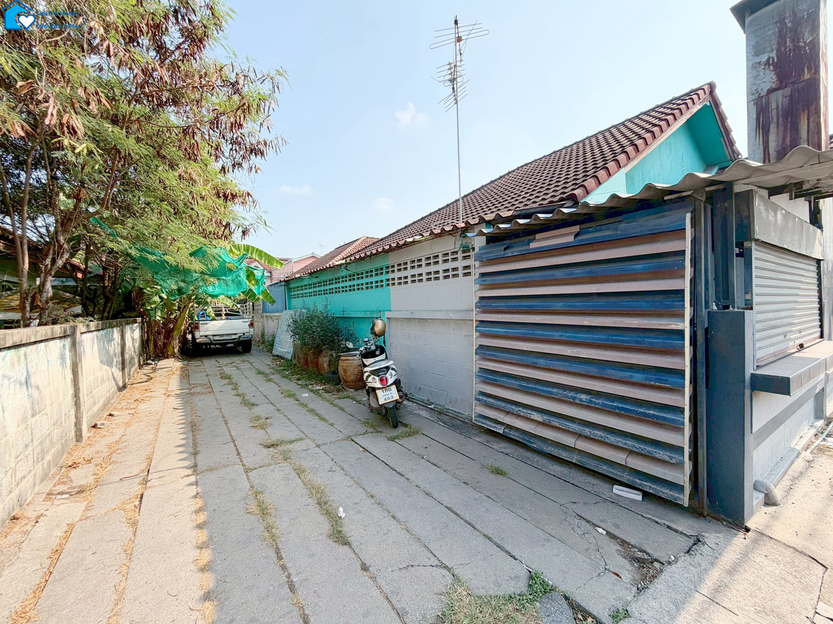 Chuensuk Villa Village Soi Peernon, Lam Luk Ka #cheap price #single-story townhouse on corner #commercial location – รูปที่ 4