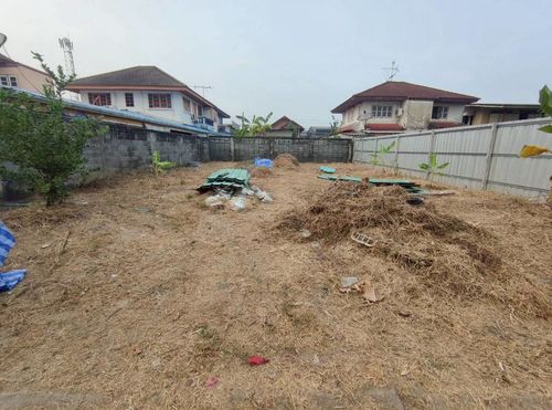 Empty land already filled in, 60 square wah, Soi Kosum Ruamjai 36, Intersection 13, Don Mueang Subdistrict, Don Mueang District, Bangkok.