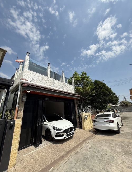 Golden Neo Bangna - Kingkaew / 4 Bedrooms (FOR SALE) POON197