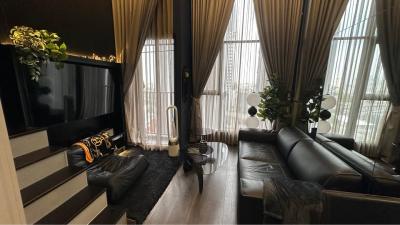 🔥For Rent Now🔥 Knightsbridge Space Ratchayothin. Spacious room with high ceilings, bright and airy, beautifully decorated, fully furnished and ready to move in. Located near BTS Phahonyothin 24.