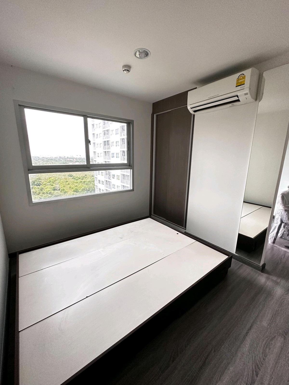 (Code SM1815) Condo for sale: The Trust Condo @BTS Erawan project: The Trust Condo @BTS Erawan (Code SM1815) Condo for sale: The Trust Condo @BTS Erawan project: The Trust Condo @BTS Erawan