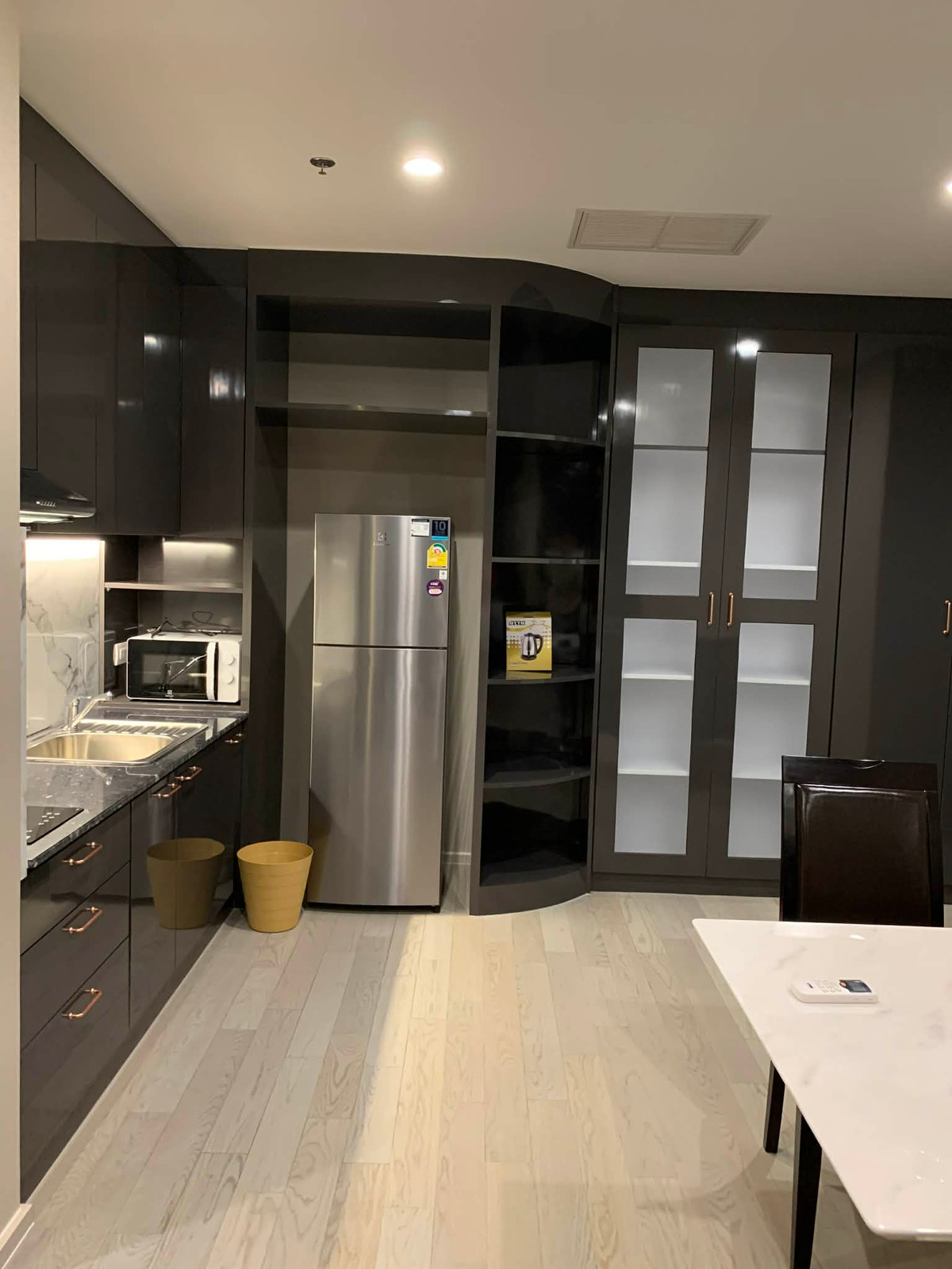 Luxury condo for rent, NOBLE PLOENCHIT, 1 bedroom, 1 bathroom. – รูปที่ 2
