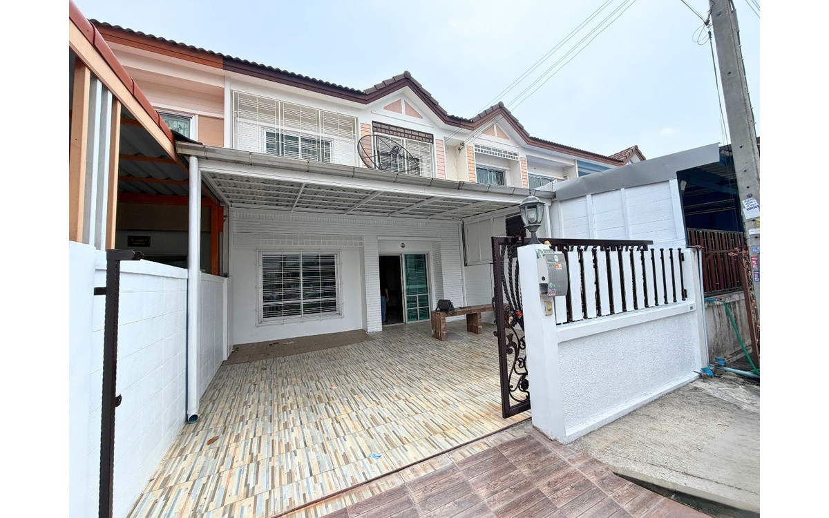 สินทวี เทียนทะเล โครงการ 1 ขายทาวน์เฮ้าส์ รีโนเวทใหม่ 24 ตร.ว.