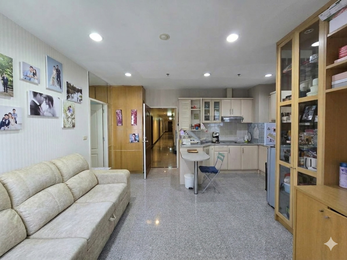 For Rent 2bed คอนโด สาทร เฮ้าส์ ใกล้รถไฟฟ้า BTS สุรศักดิ์ พร้อมเฟอร์ ราคาพิเศษ For Rent 2bed คอนโด สาทร เฮ้าส์ ใกล้รถไฟฟ้า BTS สุรศักดิ์ พร้อมเฟอร์ ราคาพิเศษ