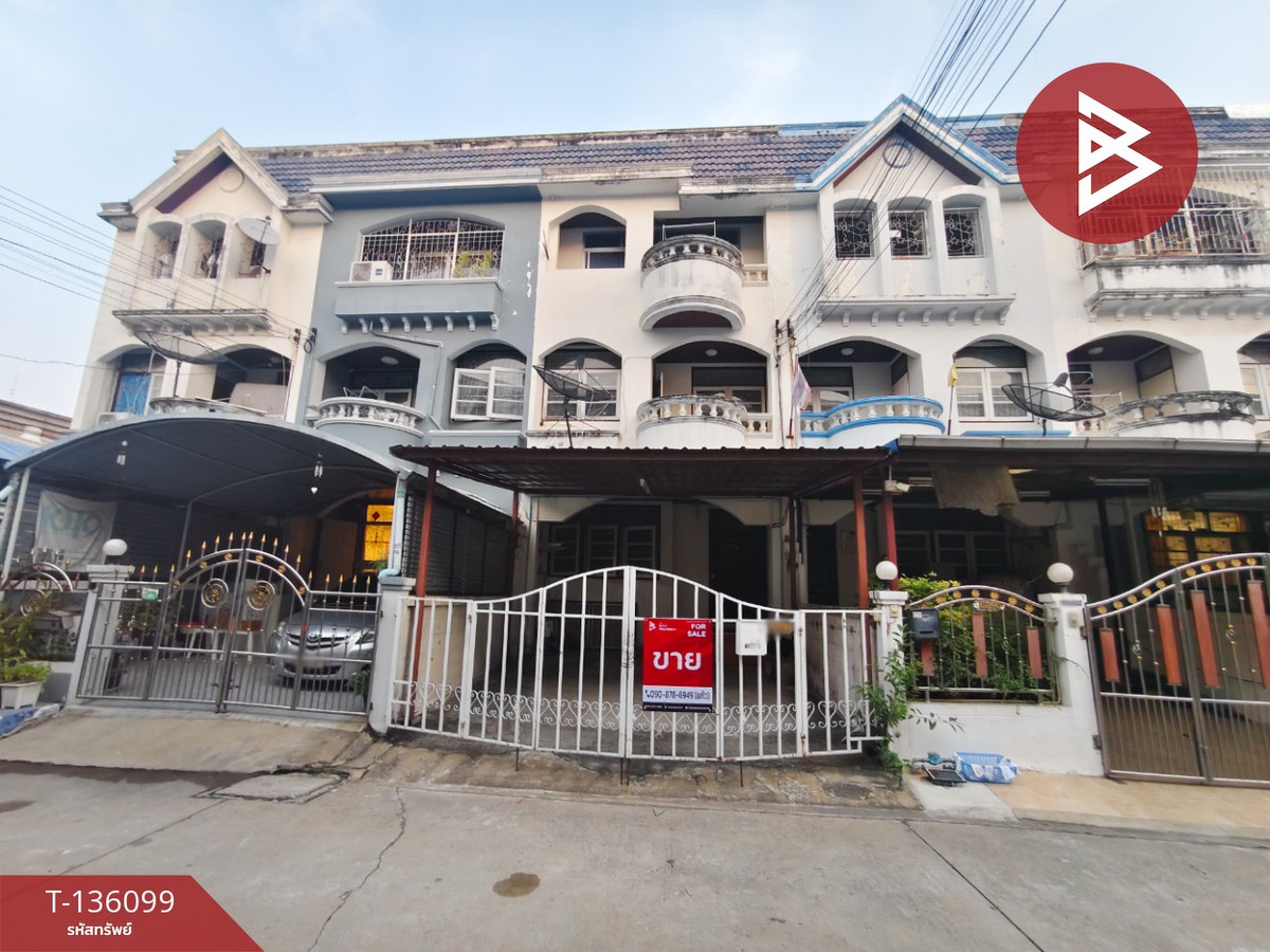 Townhouse for sale Thep Nakhon Town Village, Theparak Km. 4 (Srisamit), Samut Prakan, ready to move in. Townhouse for sale Thep Nakhon Town Village, Theparak Km. 4 (Srisamit), Samut Prakan, ready to move in.