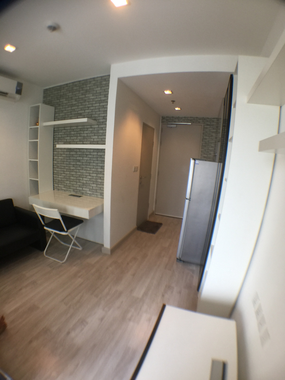 (รหัส SM1812) ขายคอนโด โครงการ Ideo Mobi Sathorn : ไอดีโอ โมบิ สาทร – รูปที่ 4