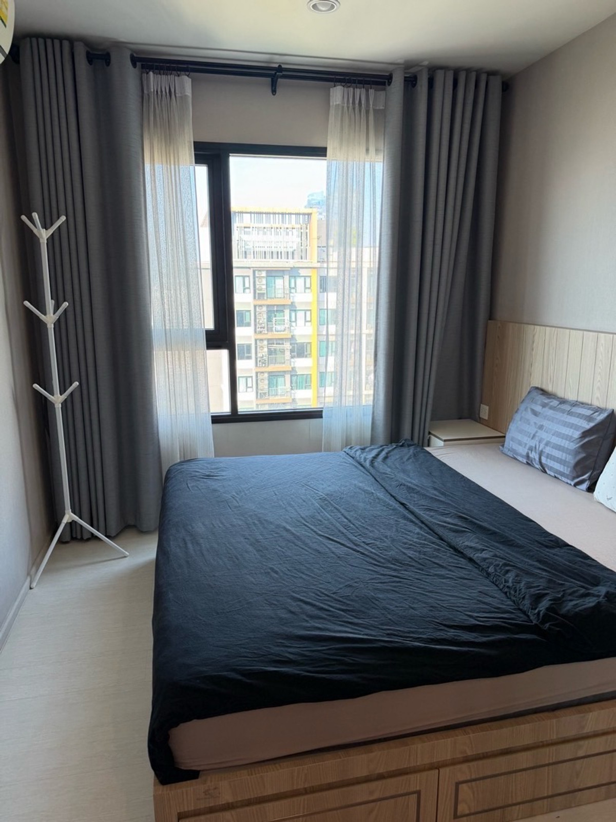 life asoke 2 bed  1bath . 35sqm high floor  – รูปที่ 4