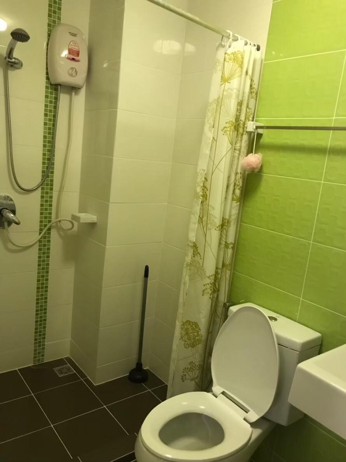 Condo for Sale condo The Trust Central Pattaya (S03-0655)