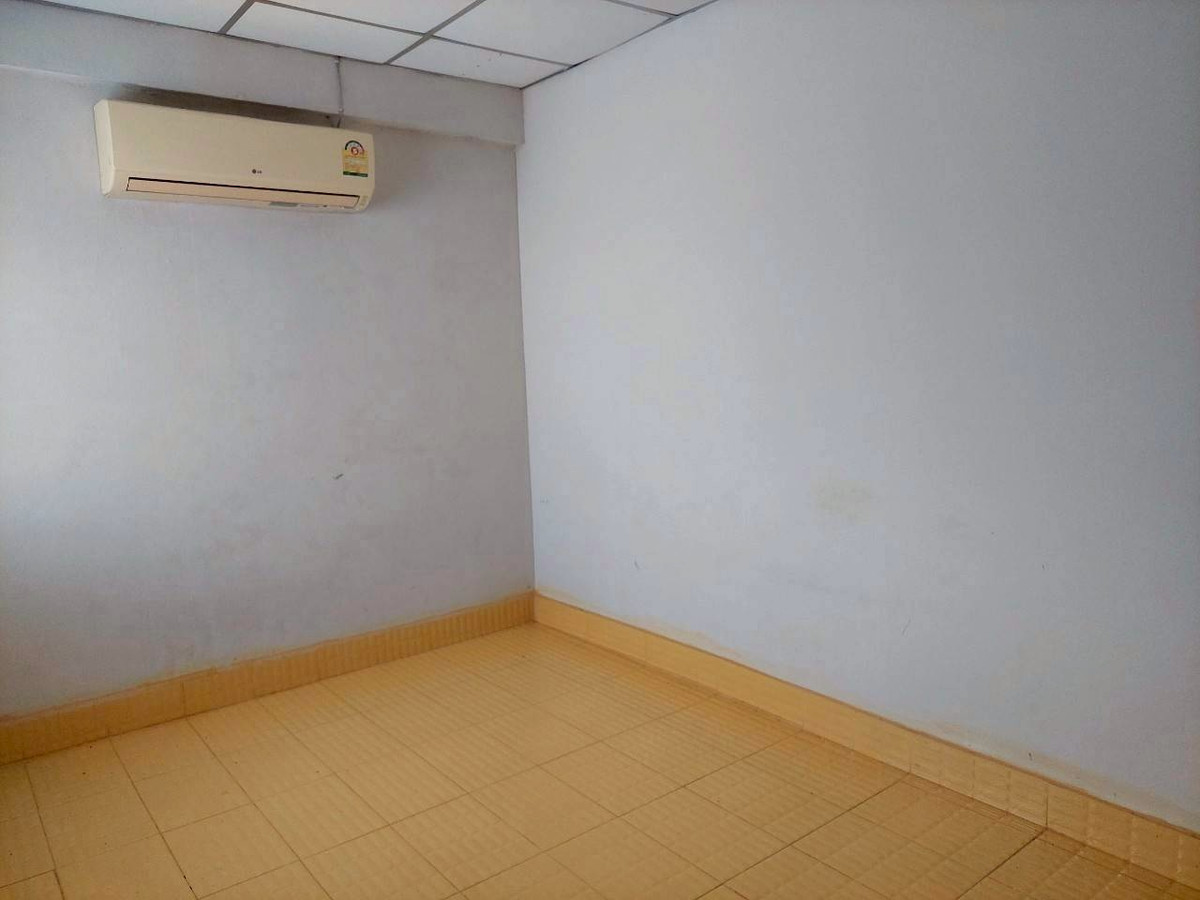 ขายด่วน บ้านเอื้ออาทรรังสิตคลอง 7 ราคาถูก หลังมุม ได้พื้นที่ข้างเพิ่ม – รูปที่ 2