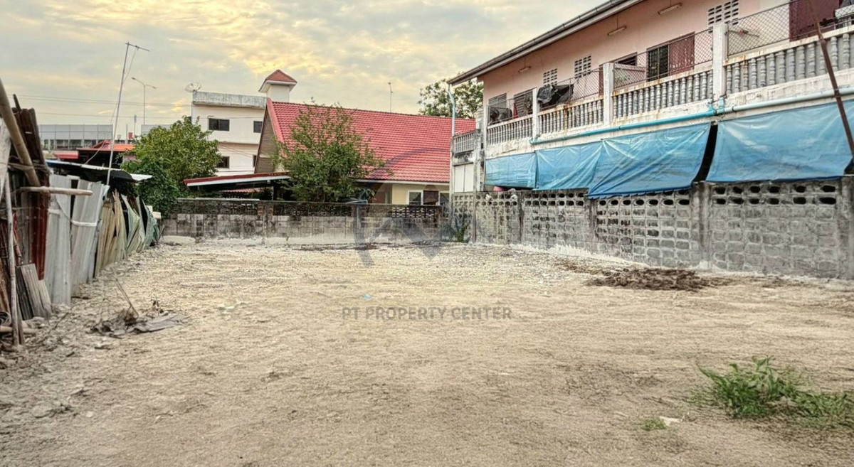Land 50 square wah, Bang Pu Nakhon Village, Project 2, Soi Bang Pu Nakhon 4, Thepharak Road, Samut Prakan, special price, already filled, can build a building up to 4 floors high, price negotiable. – รูปที่ 3