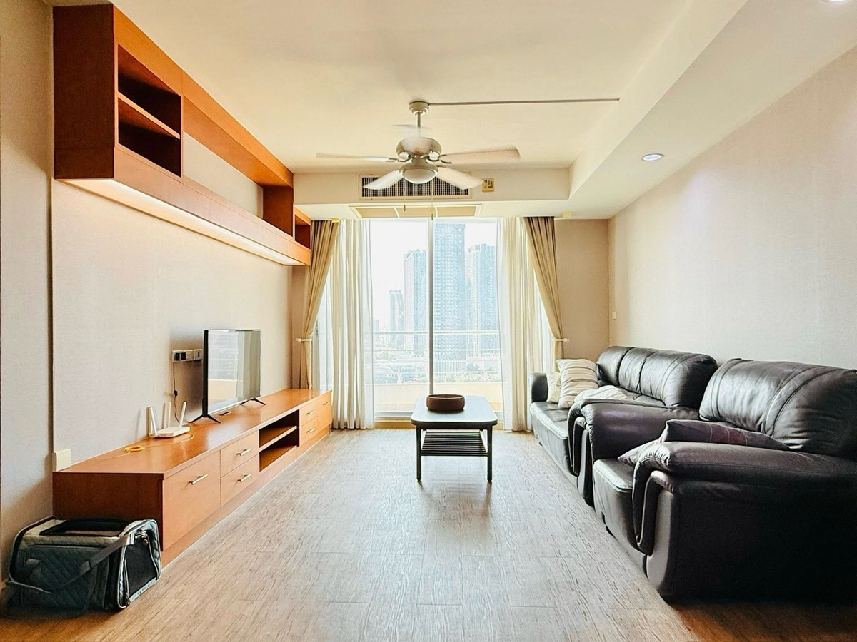 🔥Sale at Supalai Park Phaholyothin21🔥3BR 3BR.🔥12.9 M 🔥131sqm. Floor10