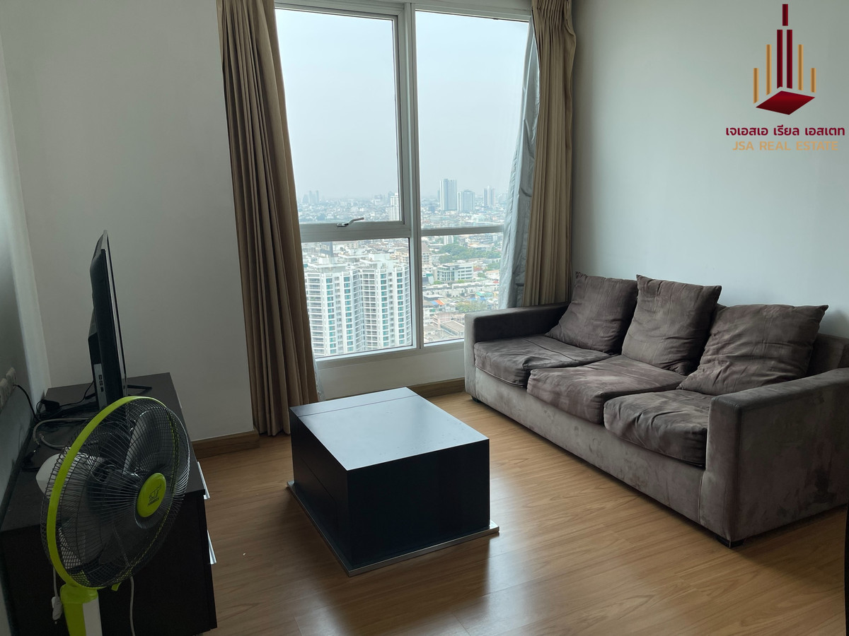 ✨ For Sale: The Complete Narathiwas Condo ✨ 💰 Only 3,810,000 THB ✨ For Sale: The Complete Narathiwas Condo ✨ 💰 Only 3,810,000 THB