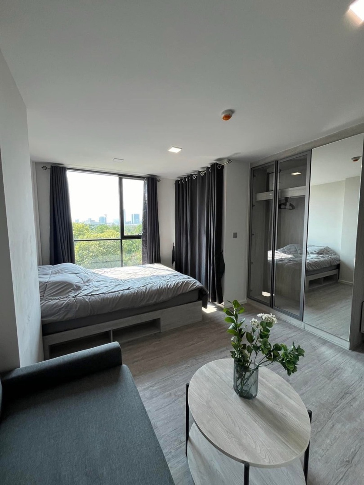 Condo for rent Atmoz Tropicana Bangna (Atmoz Tropicana Bangna) Room size: 23 sq m Floor: 8 Building/Building: A Price: 9,000 baht Nearby places: Yellow Line MRT. Condo for rent Atmoz Tropicana Bangna (Atmoz Tropicana Bangna) Room size: 23 sq m Floor: 8 Building/Building: A Price: 9,000 baht Nearby places: Yellow Line MRT.