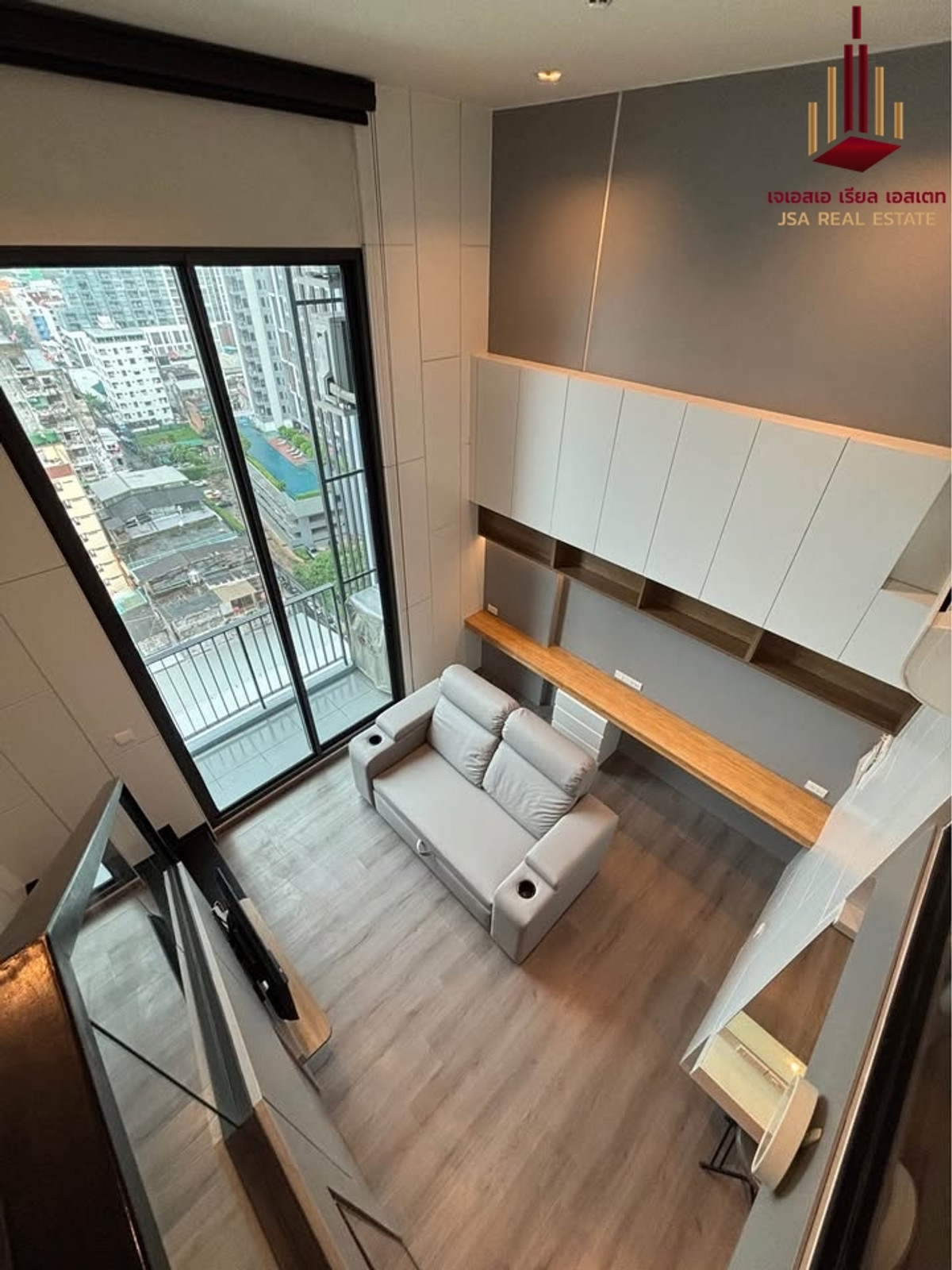 ✨ For Sale: The Reserve Phahol - Pradipat Condo ✨ 💰 Only 4,900,000 THB