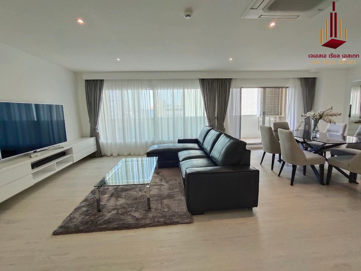 ✨ For Rent: Silom Condominium Condo ✨ 💰 Only 75,000 THB/month ✨ For Rent: Silom Condominium Condo ✨ 💰 Only 75,000 THB/month