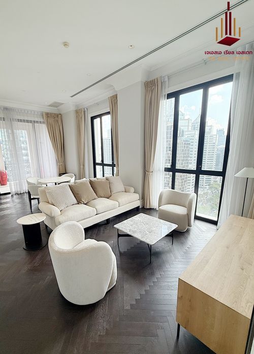 ✨ For Sale: 98 Wireless Condo ✨  💰 Only 92,000,000 THB