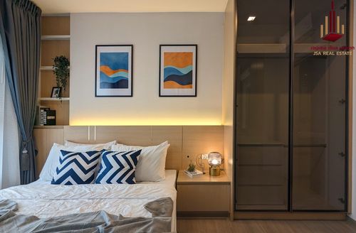 ✨ For Sale: THE BASE Phetchaburi - Thonglor Condo ✨ 💰 Only 3,899,000 THB