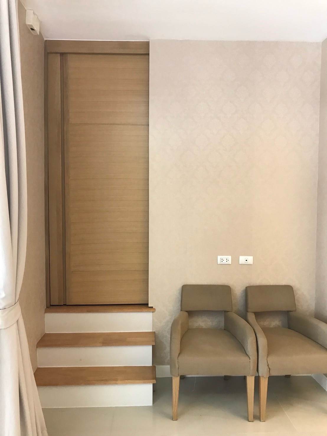 ให้เช่าทาวน์เฮ้าส์ 2 ชั้น โครงการ Gusto Town Home รามคำแหง พื้นที่ใช้สอย 132 ตรม. 3 ห้องนอน, 3 ห้องน้ำ – รูปที่ 4