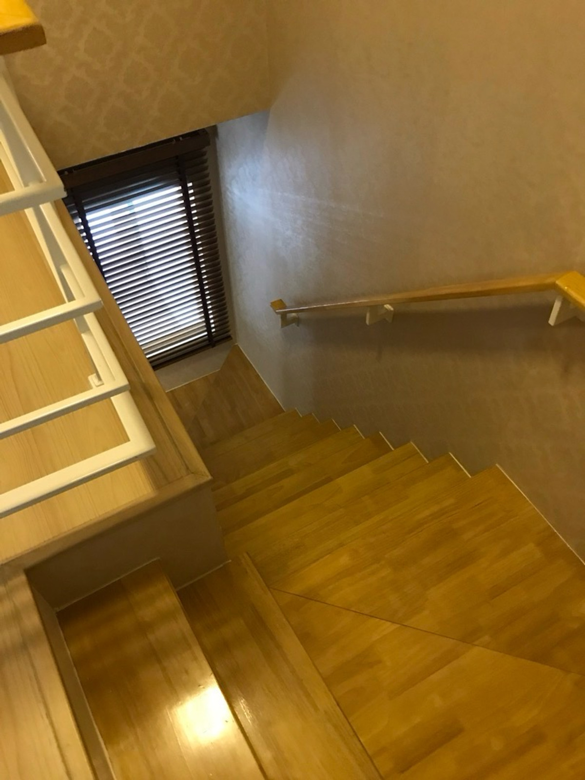 ให้เช่าทาวน์เฮ้าส์ 2 ชั้น โครงการ Gusto Town Home รามคำแหง พื้นที่ใช้สอย 132 ตรม. 3 ห้องนอน, 3 ห้องน้ำ – รูปที่ 3