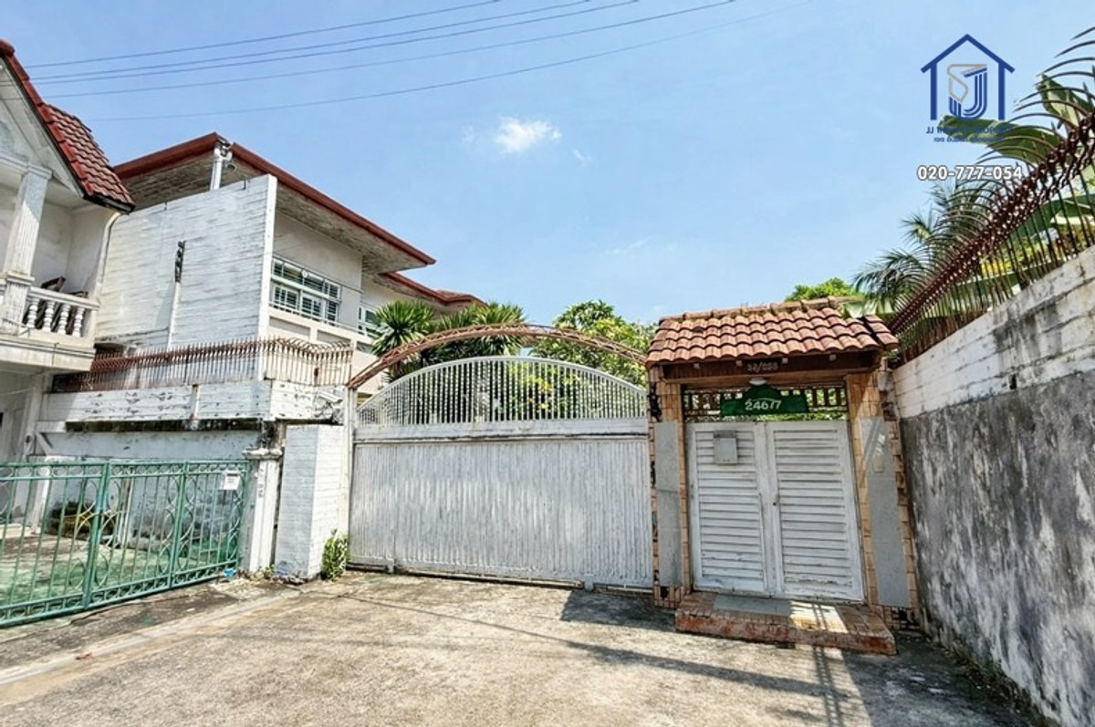 2-story detached house for sale, Mit Anan Village, Ramintra 34, Kaset-Nawamin. Near the Pink Line MRT