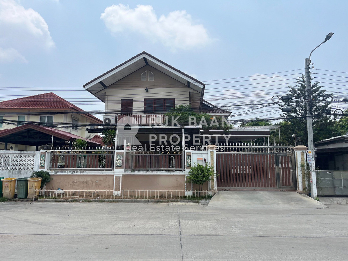 SALE✨/ Single house for sale, Lat Phrao 87, Intersection 32 - private, in front of the house, won't hit anyone (RB042) SALE✨/ Single house for sale, Lat Phrao 87, Intersection 32 - private, in front of the house, won't hit anyone (RB042)