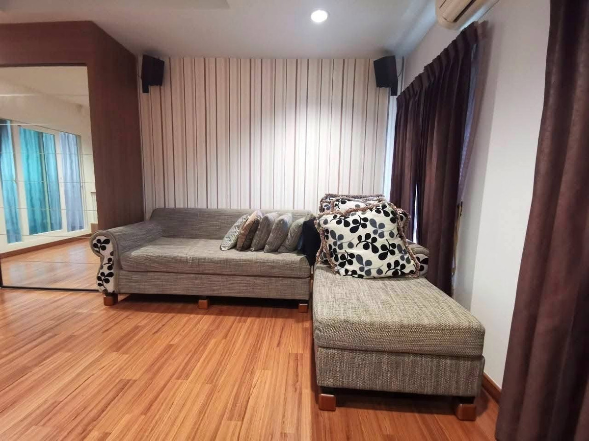 🏠✨ บ้านกลางกรุง พระราม 3 (Baan Klang Krung Rama 3) | ทาวน์โฮม 3 ชั้น ทำเลศักยภาพ (HBH-SI-135) 🏠✨ บ้านกลางกรุง พระราม 3 (Baan Klang Krung Rama 3) | ทาวน์โฮม 3 ชั้น ทำเลศักยภาพ (HBH-SI-135)