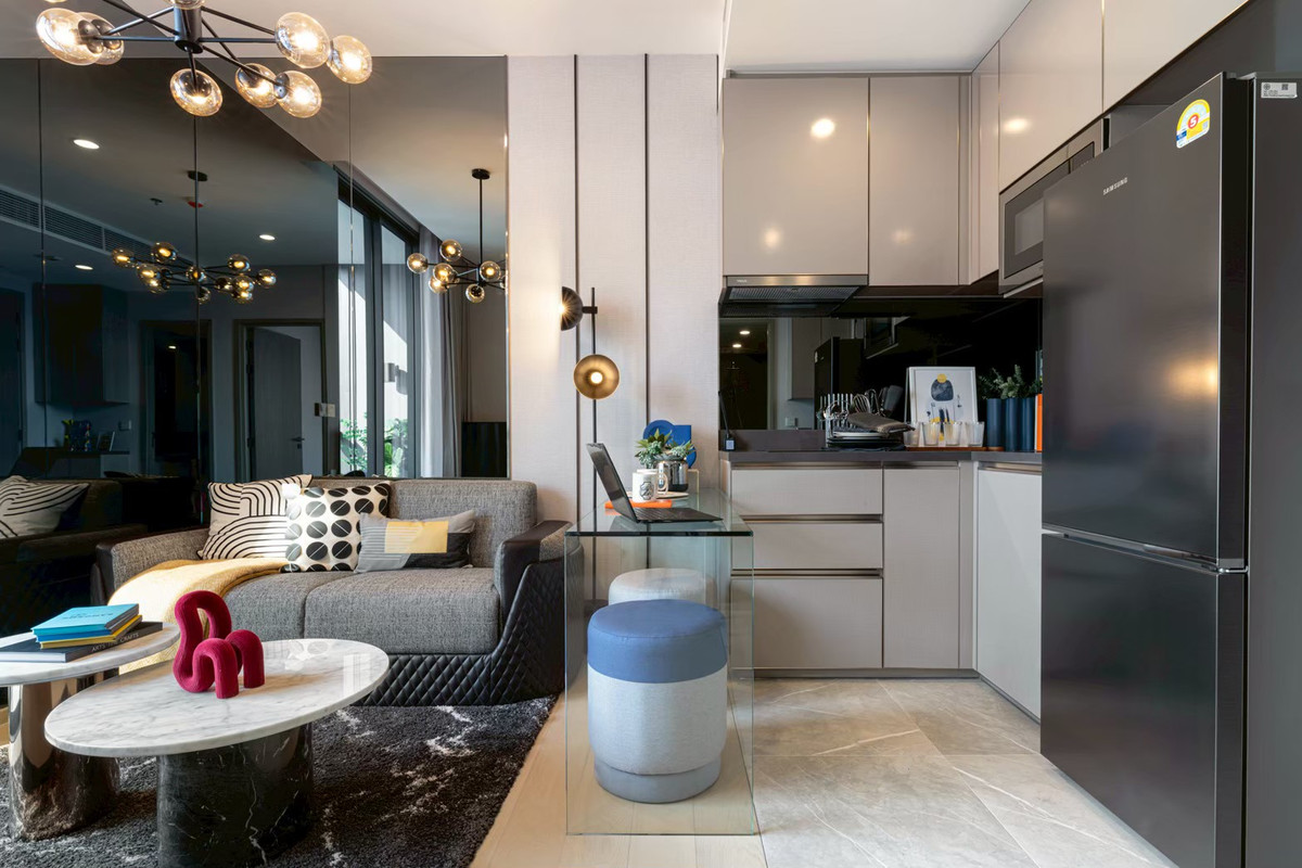 [ขาย] THE EXTRO Phayathai-Rangnam | 1 Bed ชั้นสูง วิวโล่ง ห้องสวย สไตล์ Super Luxury ติดสวนสันติภาพ Rare Item ใจกลางรางน้ำ! คอนโดหรูจาก Singha Estate กับดีไซน์ Curtain Wall ทั้งตึก สวยเด่นที่สุดในย่าน