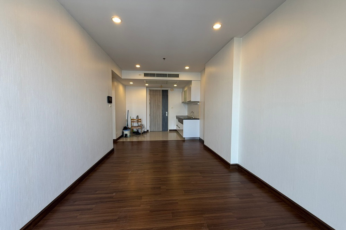 🔥SELL AT LOSS !! nice view, Supalai Lite Sathorn Charoenrat, 1 bedroom, 1 bathroom, North Facing, high floor 18++ !!🔥 Code C20221203128 Partly Furnished 📣📣 🔥SELL AT LOSS !! nice view, Supalai Lite Sathorn Charoenrat, 1 bedroom, 1 bathroom, North Facing, high floor 18++ !!🔥 Code C20221203128 Partly Furnished 📣📣