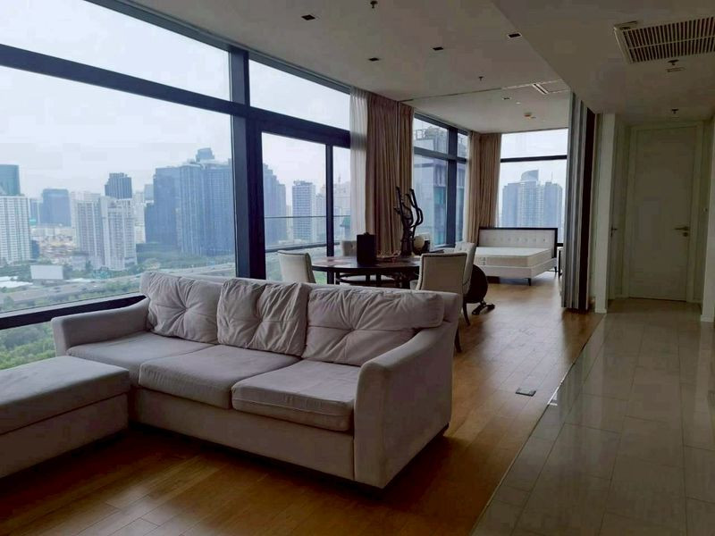 คอนโด Circle Living Prototype ขายพร้อมผู้เช่าราคาดี เหมาะสำหรับนักลงทุน เฟอร์นิเจอร์ครบ!! คอนโด Circle Living Prototype ขายพร้อมผู้เช่าราคาดี เหมาะสำหรับนักลงทุน เฟอร์นิเจอร์ครบ!!