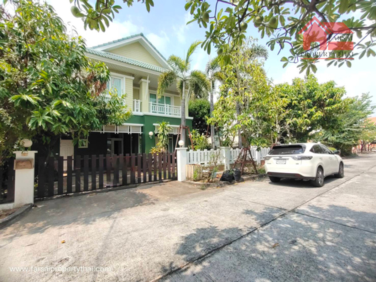 Single house for sale 2 floors, area 72 sq m, 4 bedrooms, 4 bathrooms, fully furnished (beachfront project), Sukhumvit-Bang Saen Road, Nong Mon Market, selling price 10 million baht.