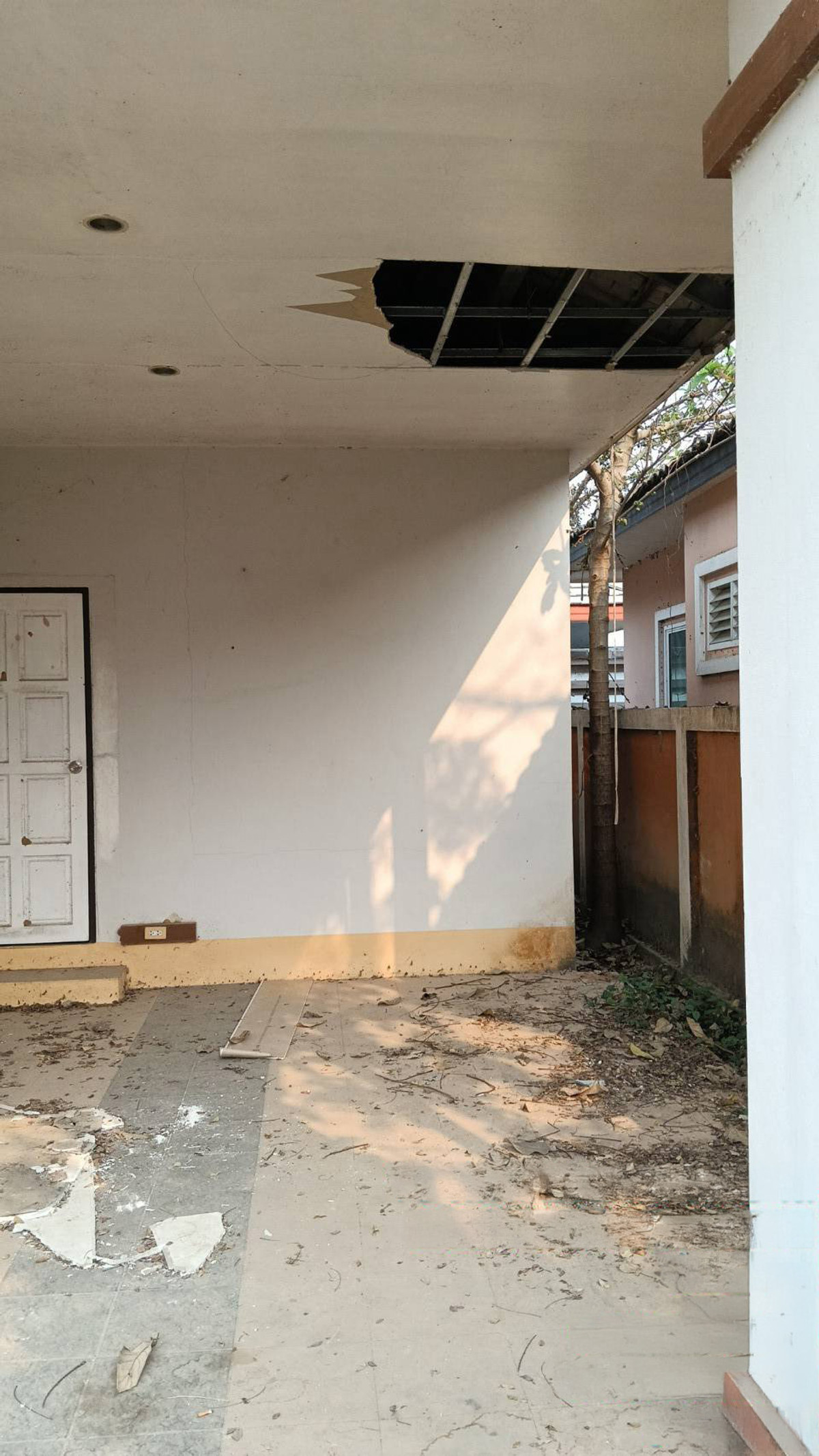 JK 6401681 : มุกดาวิลล์  – รูปที่ 2