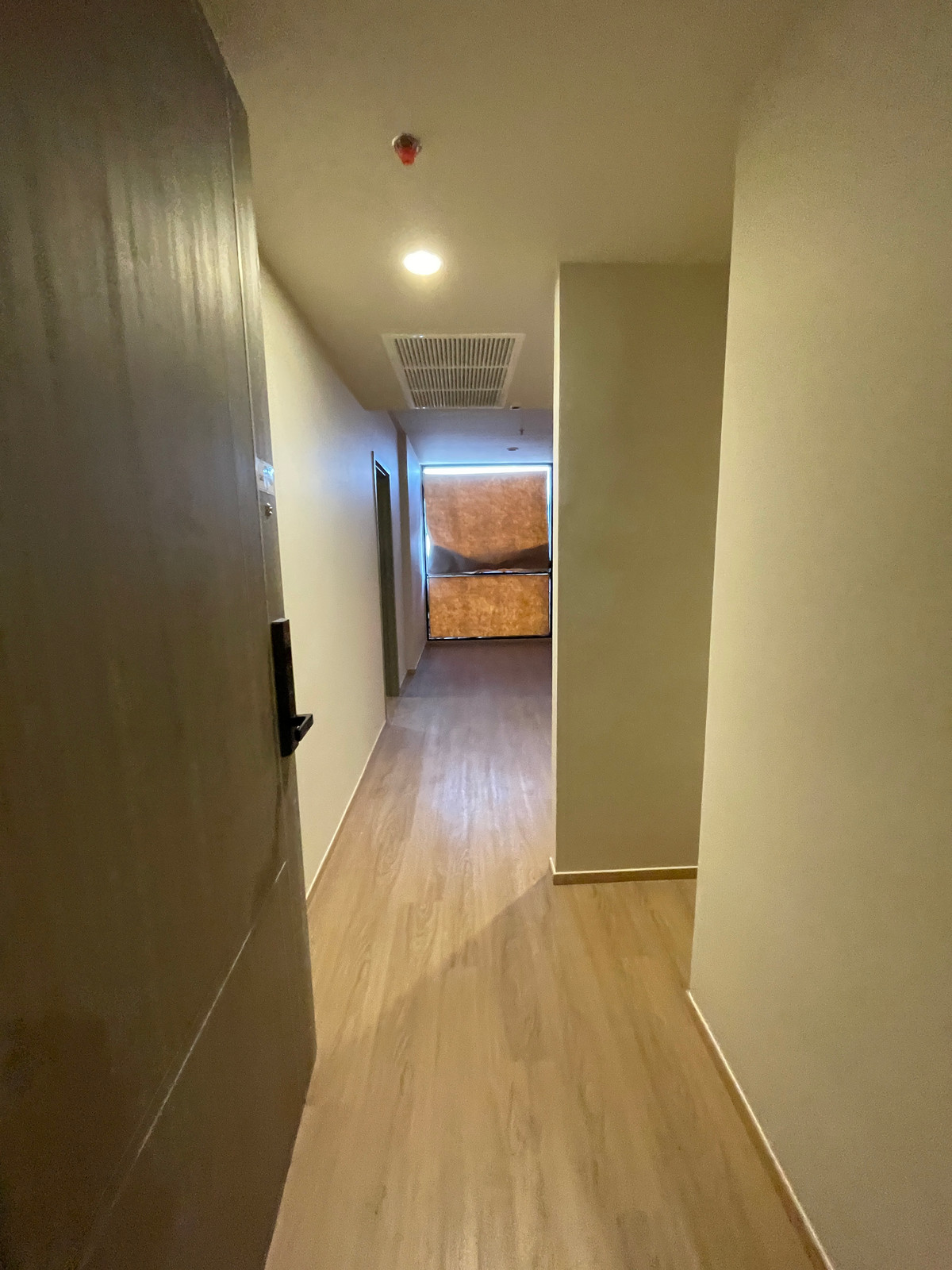 [RARE CORNER UNIT] The Issara Sathorn 2BR Plus ห้องมุม วิวแม่น้ำ-บางกะเจ้า ฟังก์ชันบ้านเดี่ยว @ถนนจันทน์-สาทร พื้นที่กว้างสะใจ 89.54 ตร.ม. ชั้น 26 ทิศตะวันออกเฉียงใต้ รับลมเย็น เทควิวโค้งน้ำเจ้าพระยาได้ทุกวัน!
