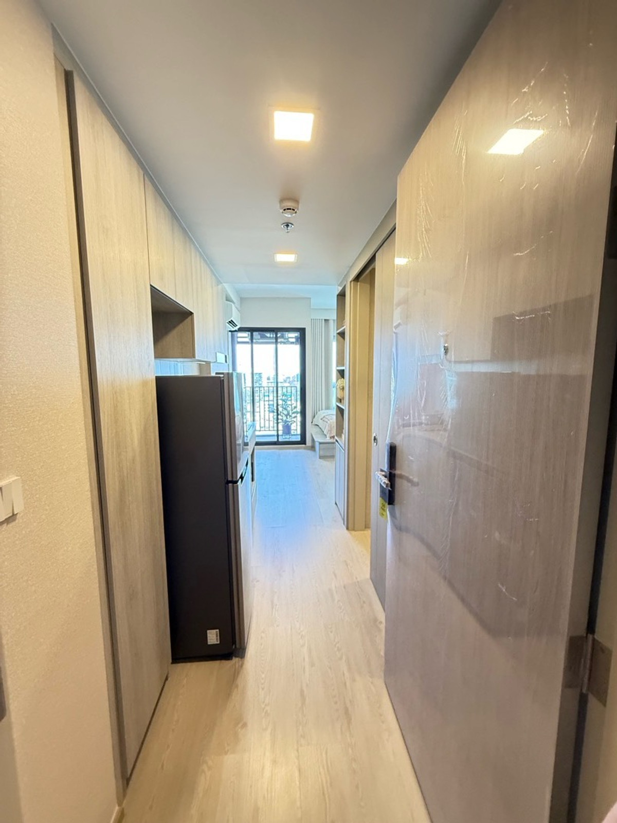 New room, high floor, 18,19, east side – รูปที่ 3