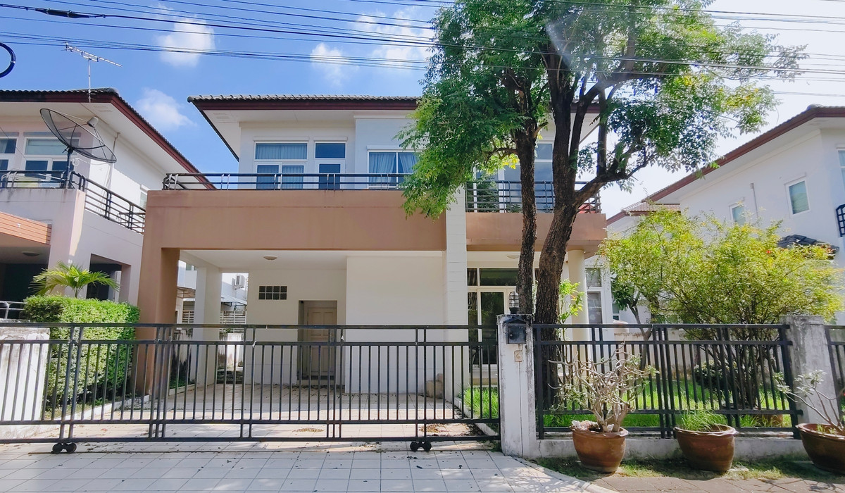 2-story detached house, Rasa Park Lane project, Watcharapol-Phermsin. 2-story detached house, Rasa Park Lane project, Watcharapol-Phermsin.