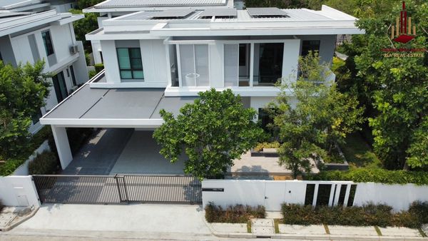 ✨ For Rent: MANTANA Bangna km 15 ✨ 💰 Only140,000 THB/month