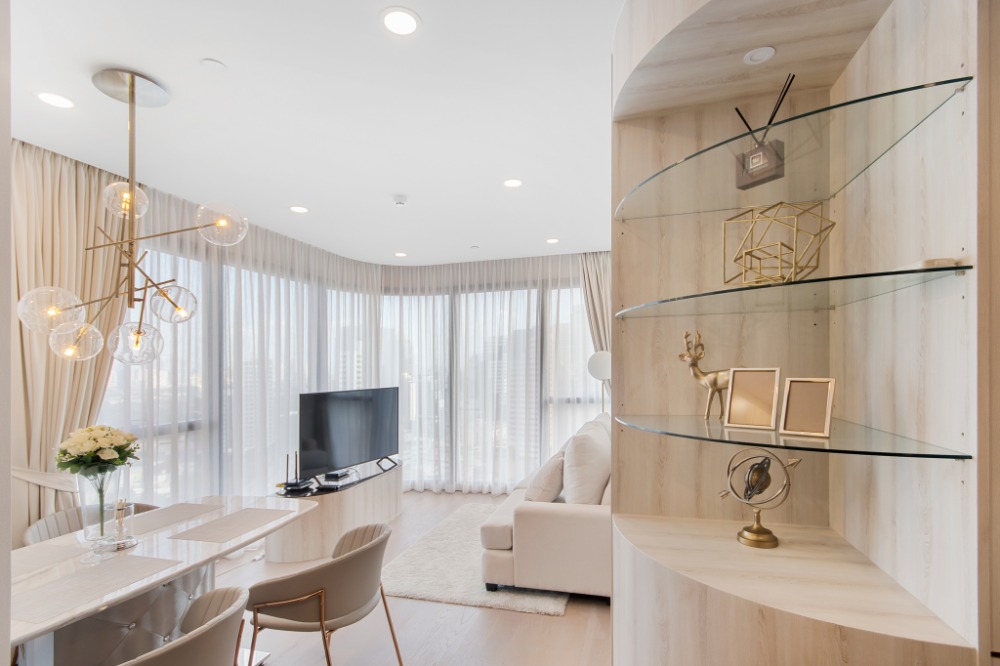 FOR SALE - ASHTON CHULA-SILOM 2 ห้องนอน 1 ห้องน้ำ พร้อมอยู่ ชั้นสูง วิวสวนลุมพินี ตกแต่งครบ 14.6 ล้าน เท่านั้น FOR SALE - ASHTON CHULA-SILOM 2 ห้องนอน 1 ห้องน้ำ พร้อมอยู่ ชั้นสูง วิวสวนลุมพินี ตกแต่งครบ 14.6 ล้าน เท่านั้น