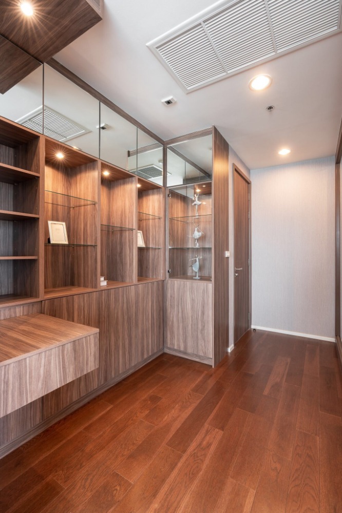 Menam Residences 3 bedrooms 160 sqm fully furnished THB 39,680,000.- – รูปที่ 3