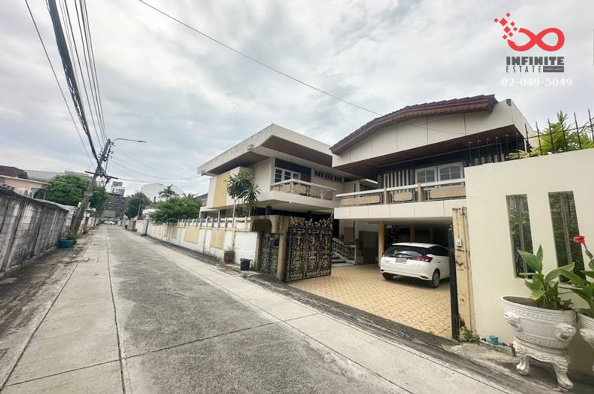 Single house for sale, 148 square meters, Soi Inthamara 1, Phahonyothin-Sutthisan Road, near BTS. Single house for sale, 148 square meters, Soi Inthamara 1, Phahonyothin-Sutthisan Road, near BTS.