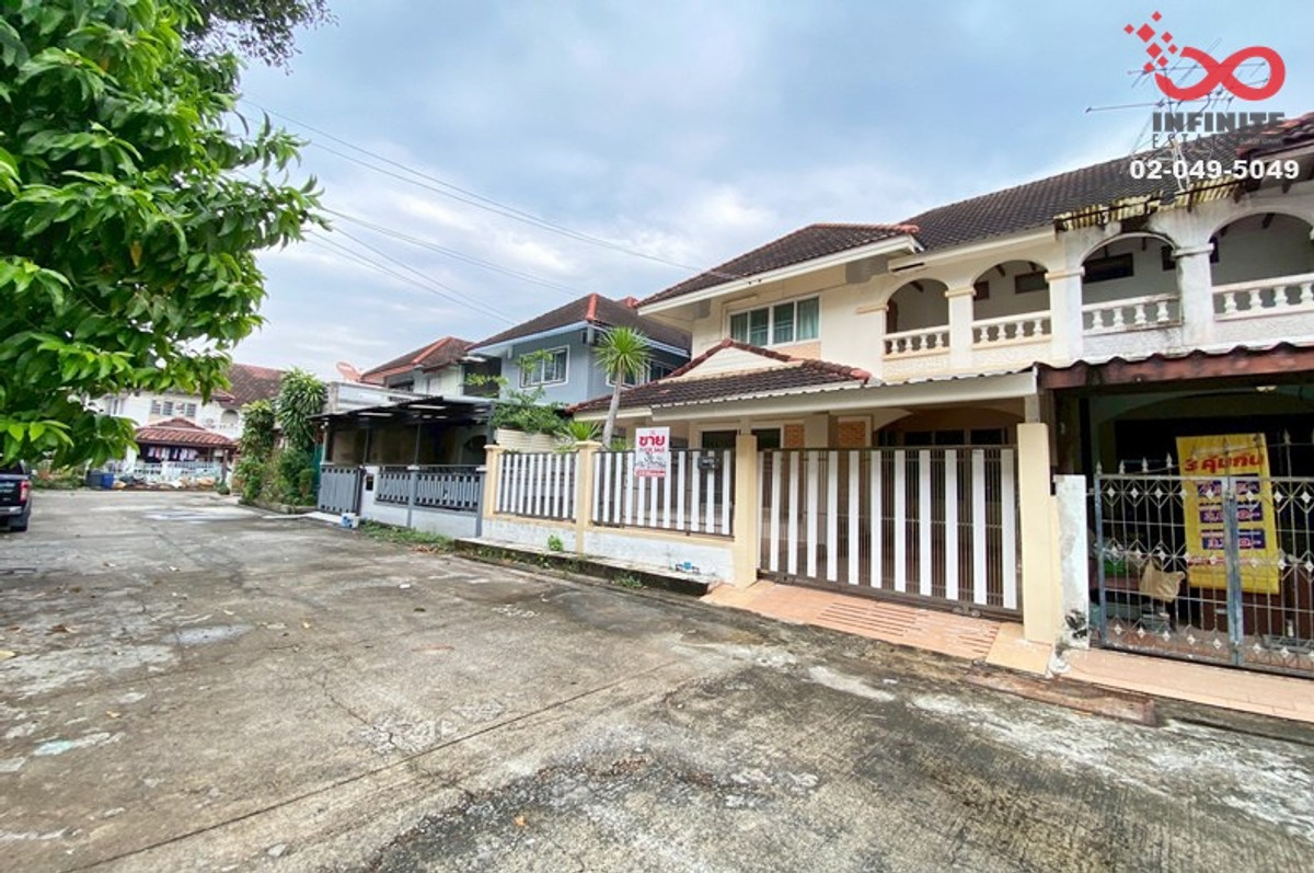 ขายบ้านแฝด นวมินทร์ 74 ถนนรามอินทรา- นวมินทร์ คันนายาว 2ชั้น 36ตร.ว.